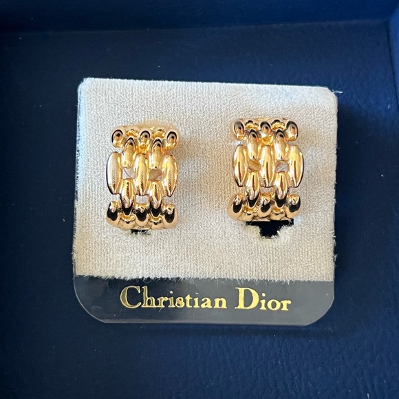Vintage Christian Dior clip on earrings - Picture 1 of 6